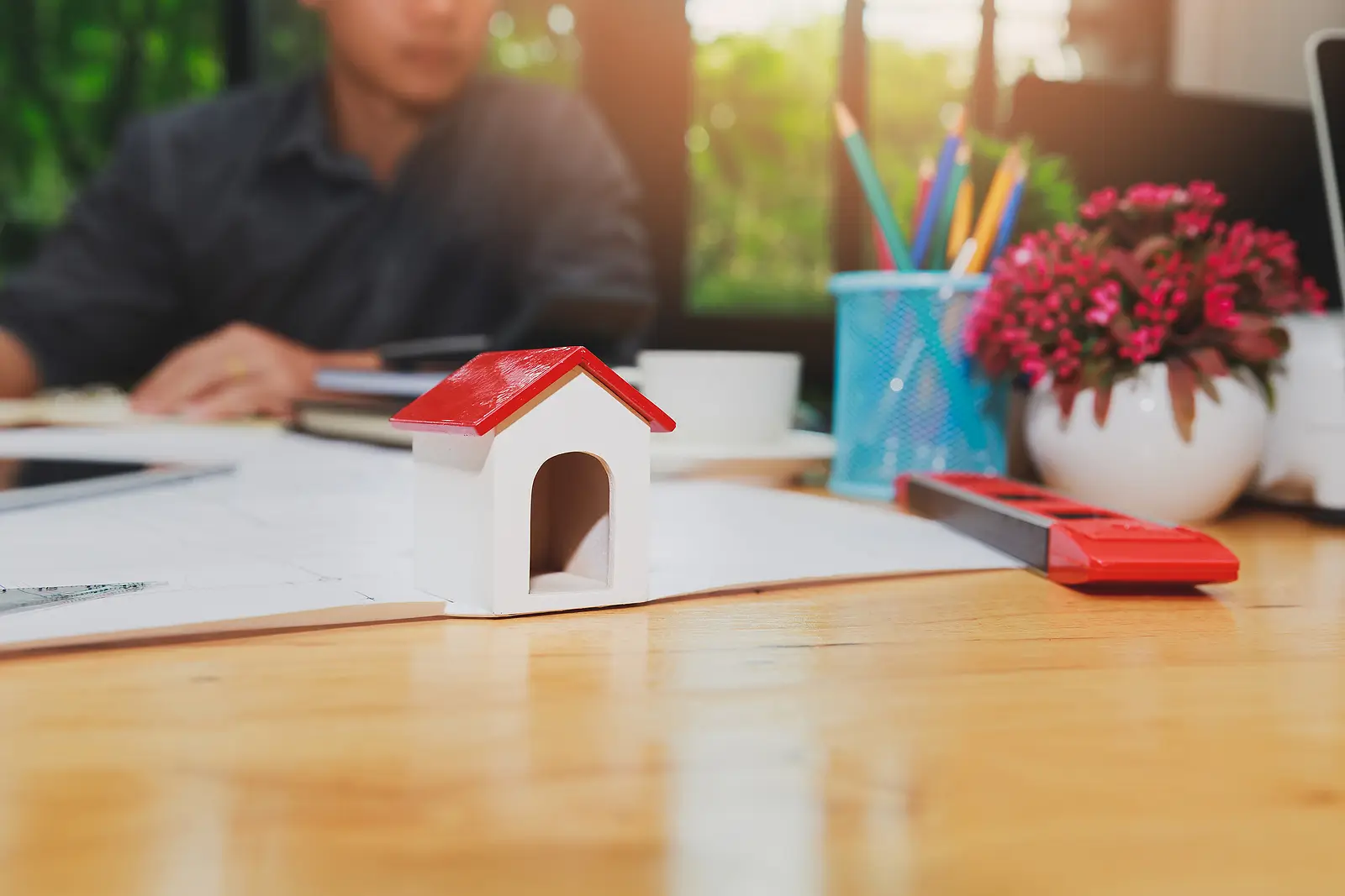 Tracking Maintenance Requests in Palm Desert Extreme Heat